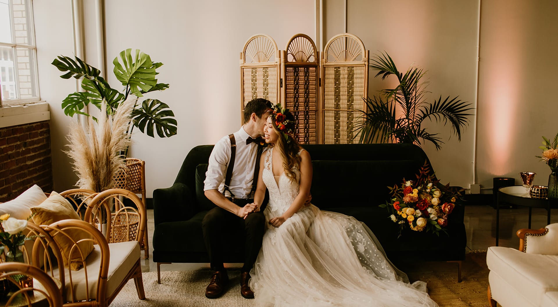 How Vendor Miscommunication Quietly Wrecks DIY Wedding Days