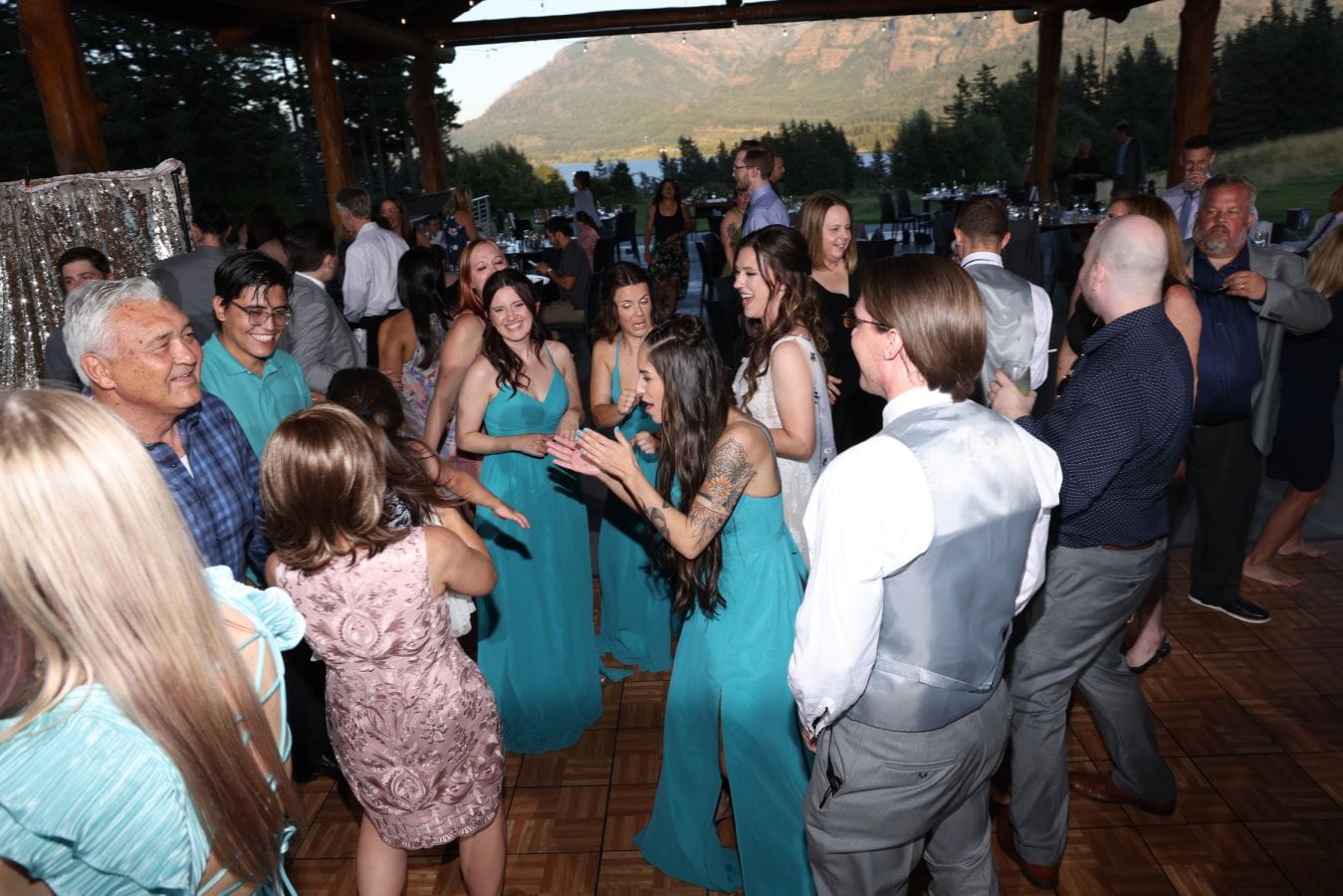 Asheley & Ben wedding at Skamania Lodge, Stevenson, WA — photo 44