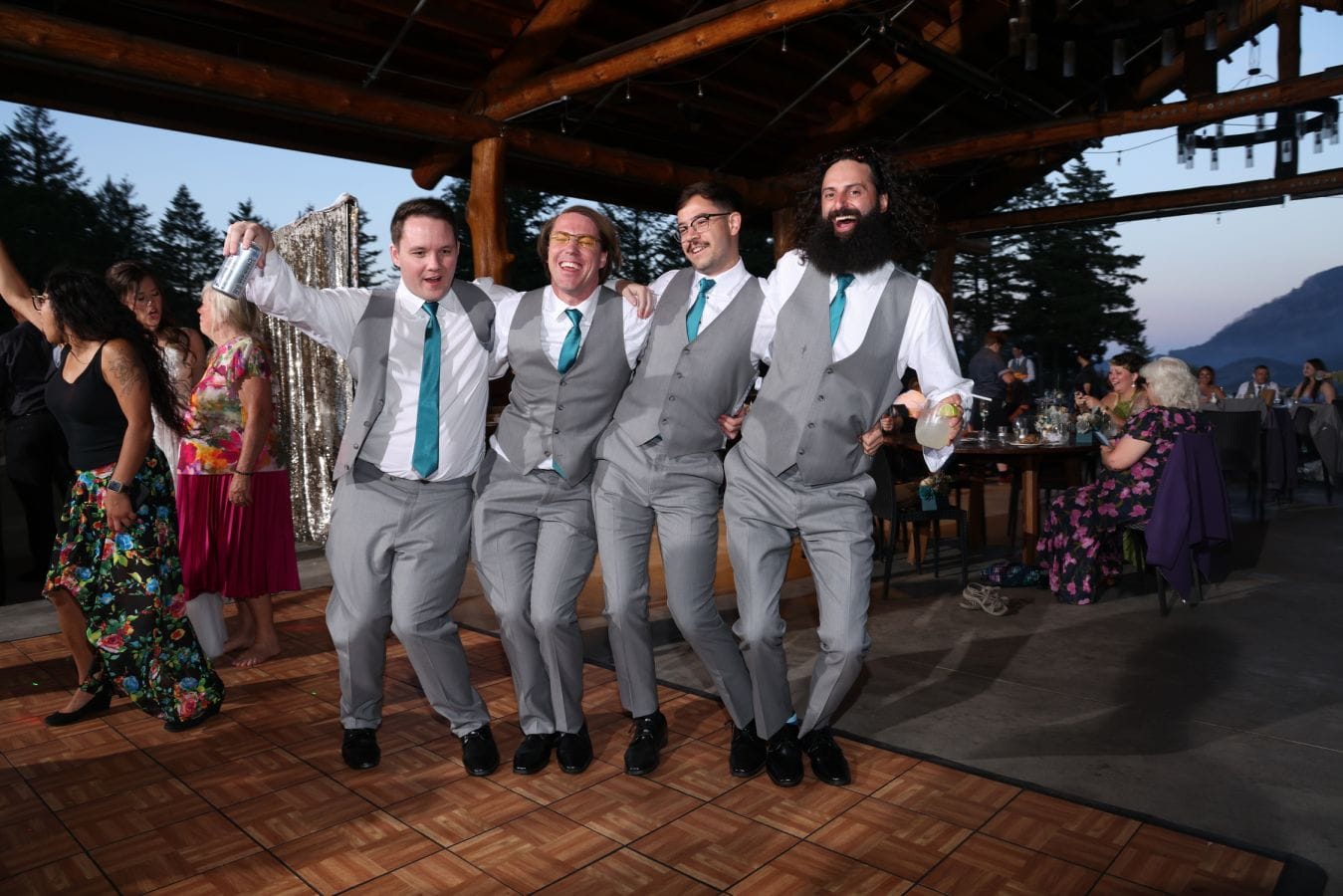 Asheley & Ben wedding at Skamania Lodge, Stevenson, WA — photo 40