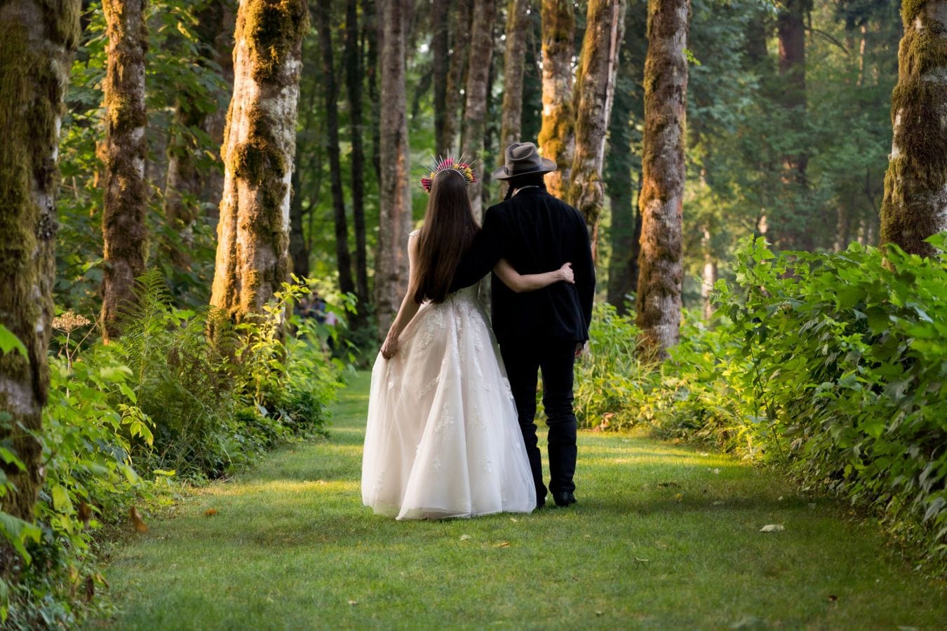 Katie & Royeric wedding at Bridal Veil Lakes, The Gorge, OR — photo 43