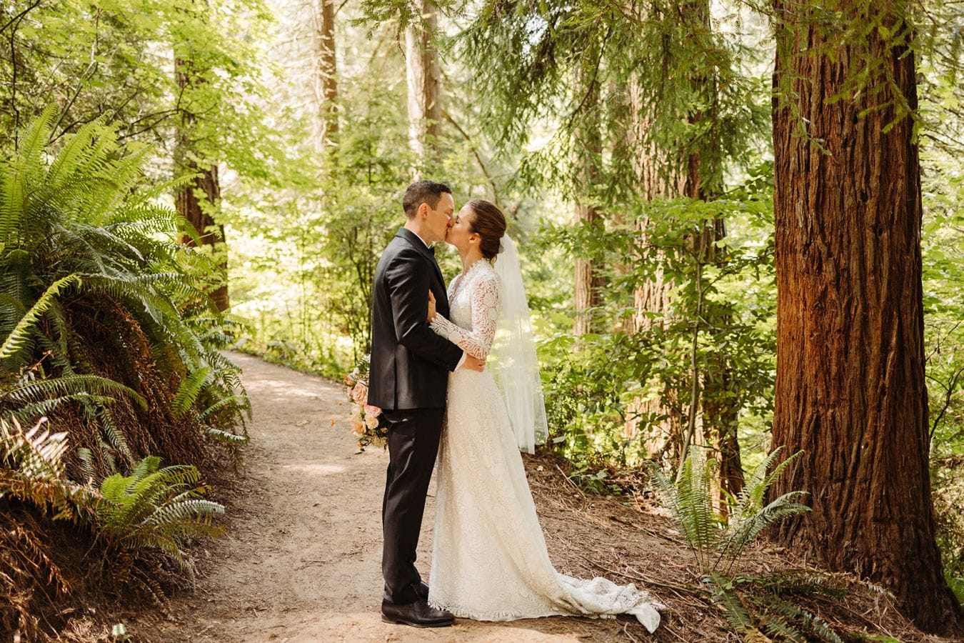 Lisa & Bryan wedding at Hoyt Arboretum, Portland, OR — photo 21