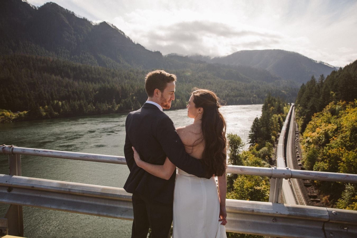 Madison & Tyler wedding at Skamania Lodge, Stevenson, WA — photo 18