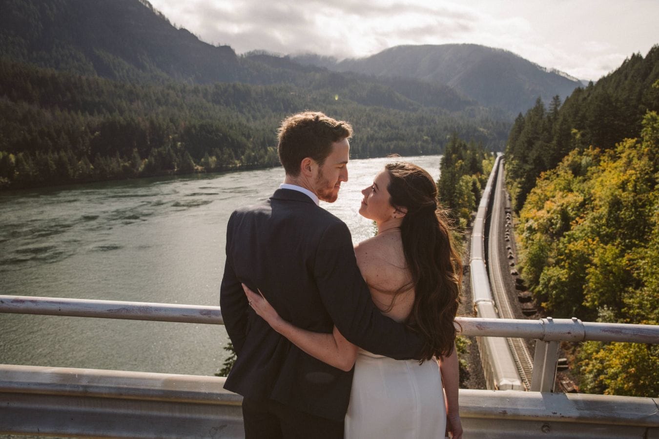 Madison & Tyler wedding at Skamania Lodge, Stevenson, WA — photo 16