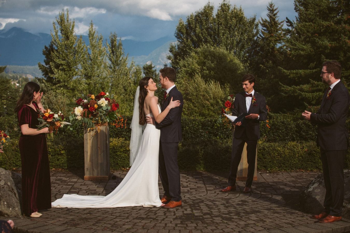 Madison & Tyler wedding at Skamania Lodge, Stevenson, WA — photo 73