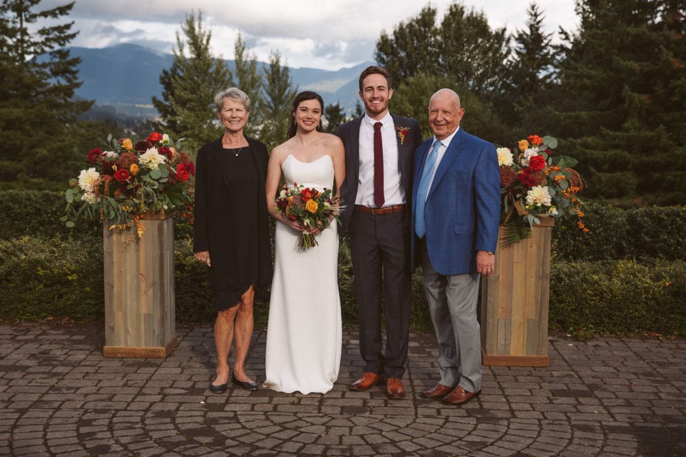 Madison & Tyler wedding at Skamania Lodge, Stevenson, WA — photo 93