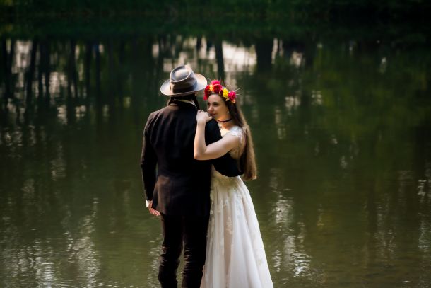 Katie and Royeric Bridal Veil Lakes, The Gorge: Stark Photography